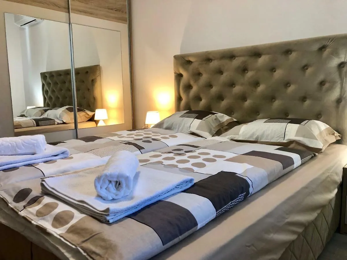 Apartment Perushtiza 2 Μπουργκάς