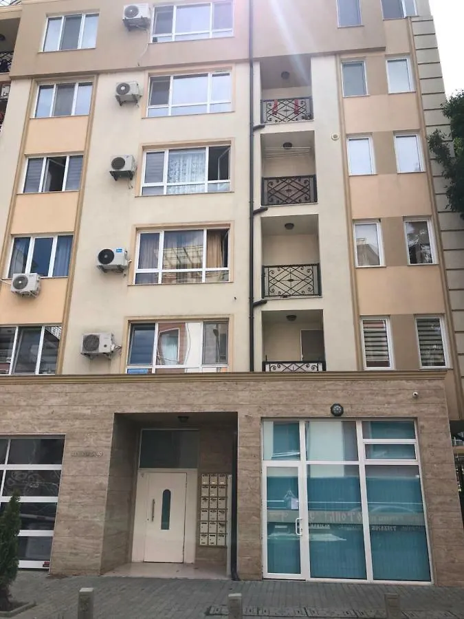 Apartment Perushtiza 2 Μπουργκάς
